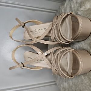 Chinese Laundry Women's Beige Strappy Sandals